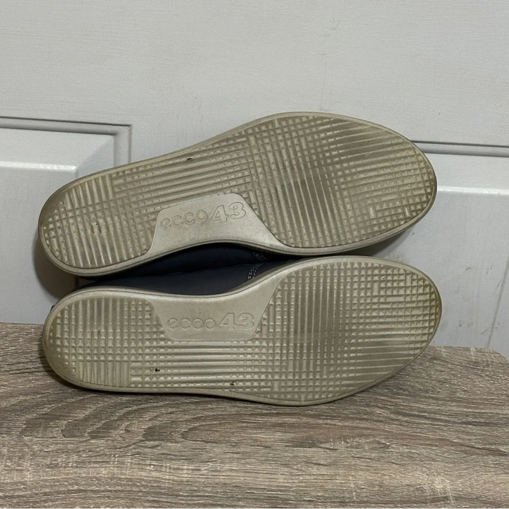 ECCO Collin 2.0 Gray Perforate Leather Slip On Casual Comfort Loafers Mens 9 /43
